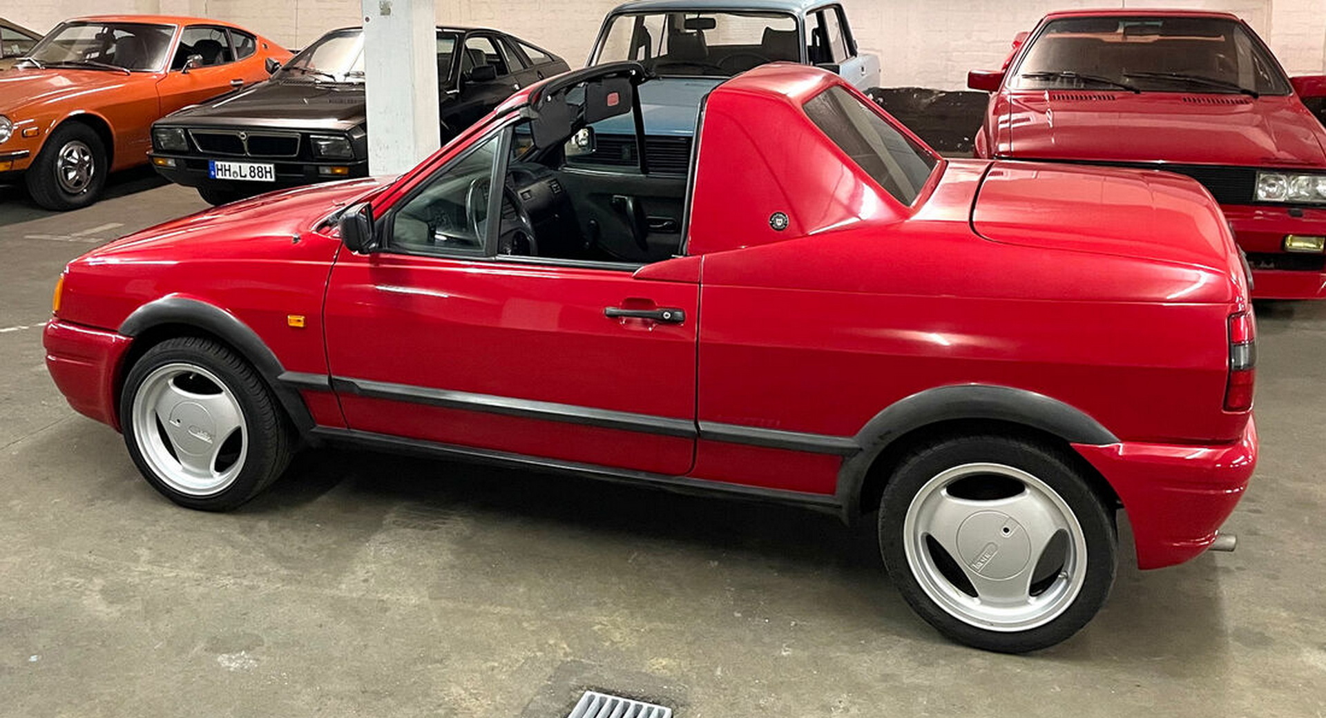 Ja Paar Onderling verbinden This Custom VW Polo Is Both A Targa And A Convertible - And It's For Sale |  Carscoops