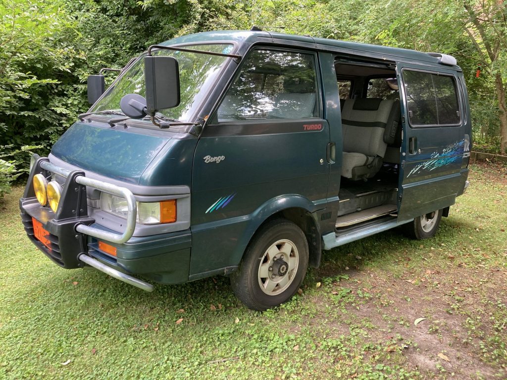 Mazda bongo ss28m