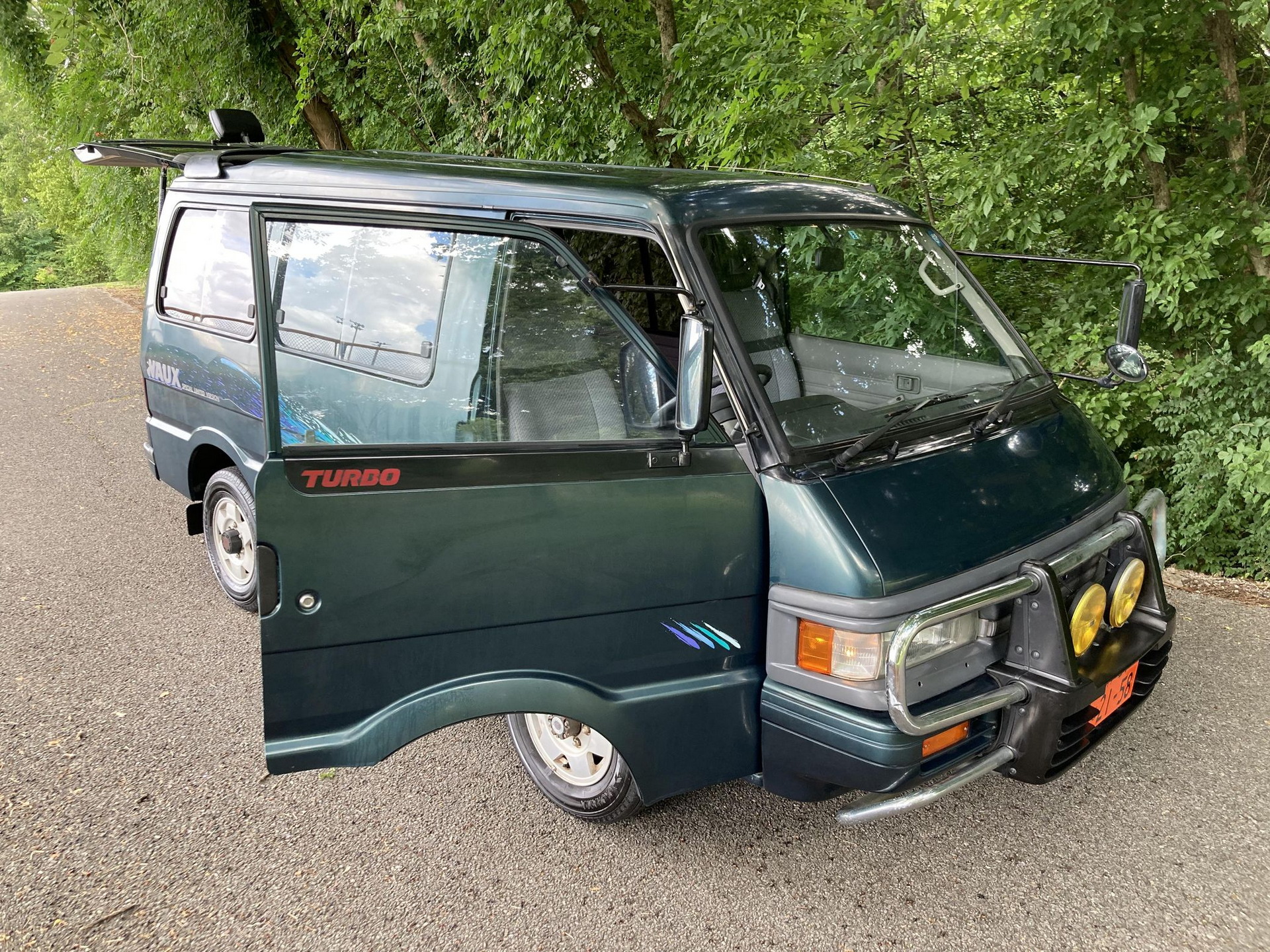 Mazda bongo ss28m