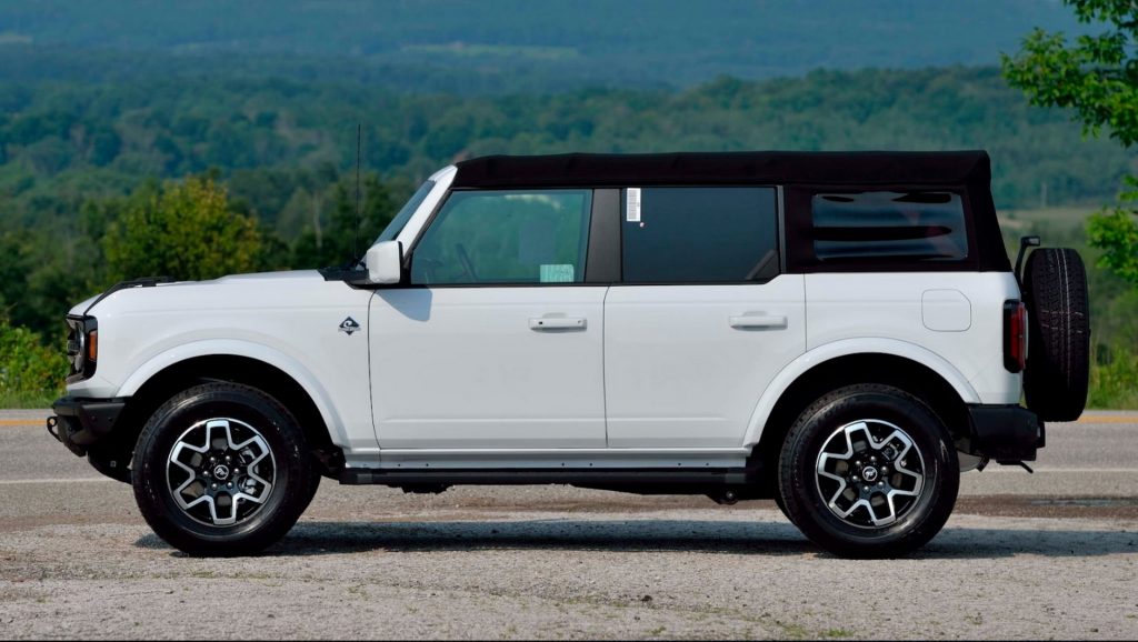 A Brand New Ford Bronco Outer Banks Edition Is Being Auctioned Off