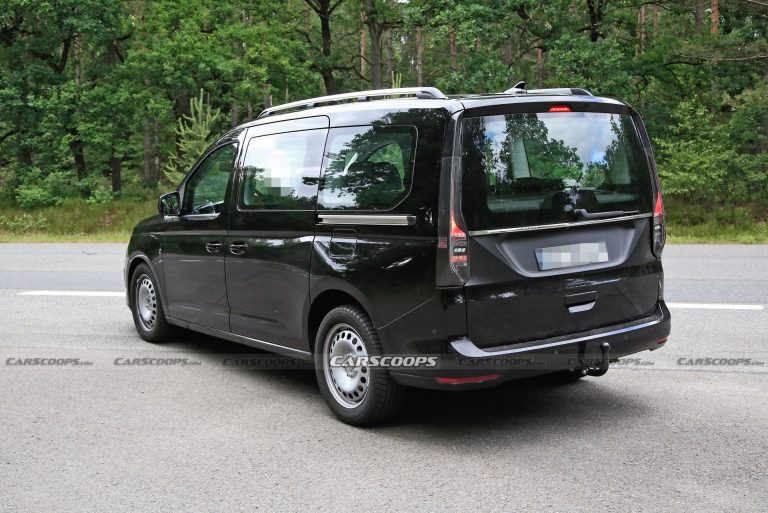 Ford tourneo 2022