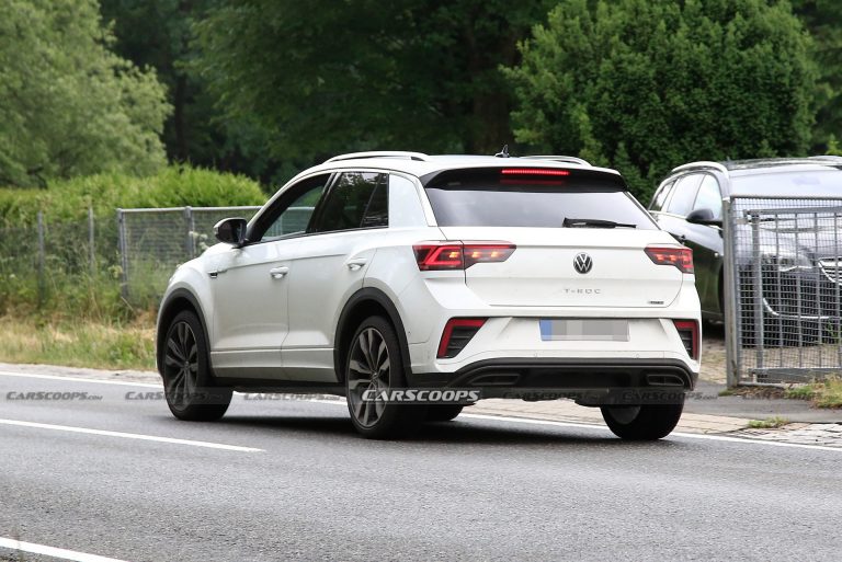 Facelifted 2022 Vw T-roc Spied Undisguised In R-line Spec 