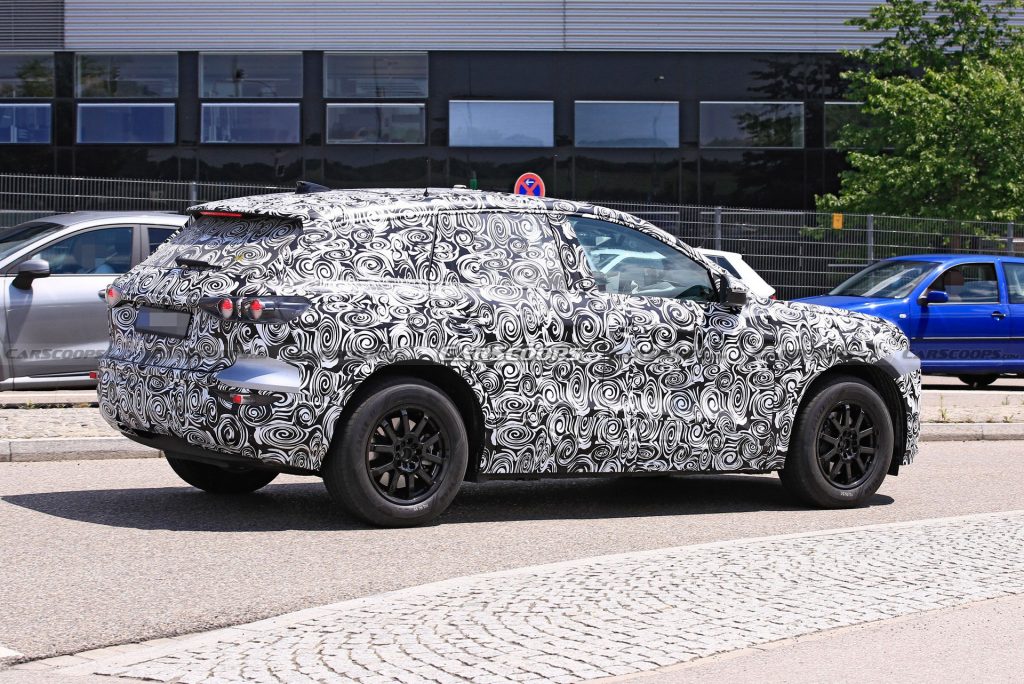 Audi Q6 E-Tron Spied Ahead Of Its Electrifying Debut Next Year | Carscoops