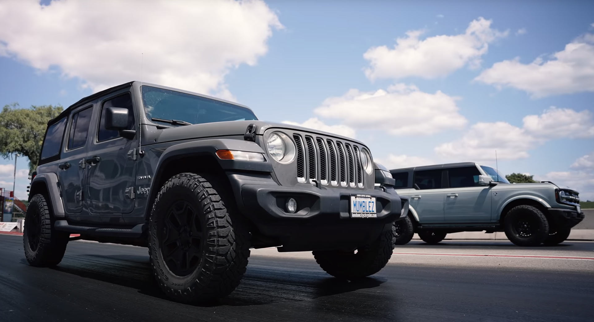 Whats Quicker A 23 Liter Ford Bronco Or A 36 Liter Jeep Wrangler