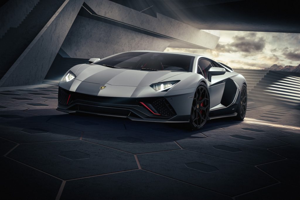 The 770-HP Aventador LP780-4 Ultimae Is The Swan Song For Lamborghini’s ...