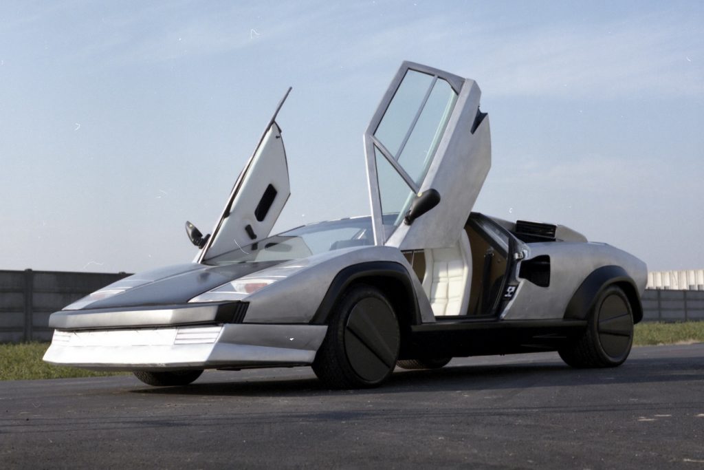The 1987 Lamborghini Countach Evoluzione Prototype Paved The Way For Modern  Supercars | Carscoops