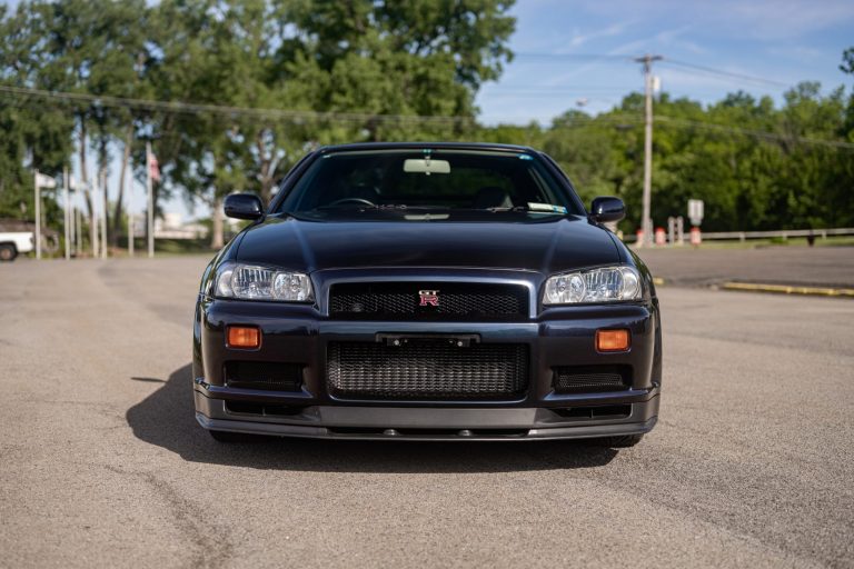 Another Rare 1999 Nissan Skyline GT-R V-Spec In Midnight Purple II Is ...