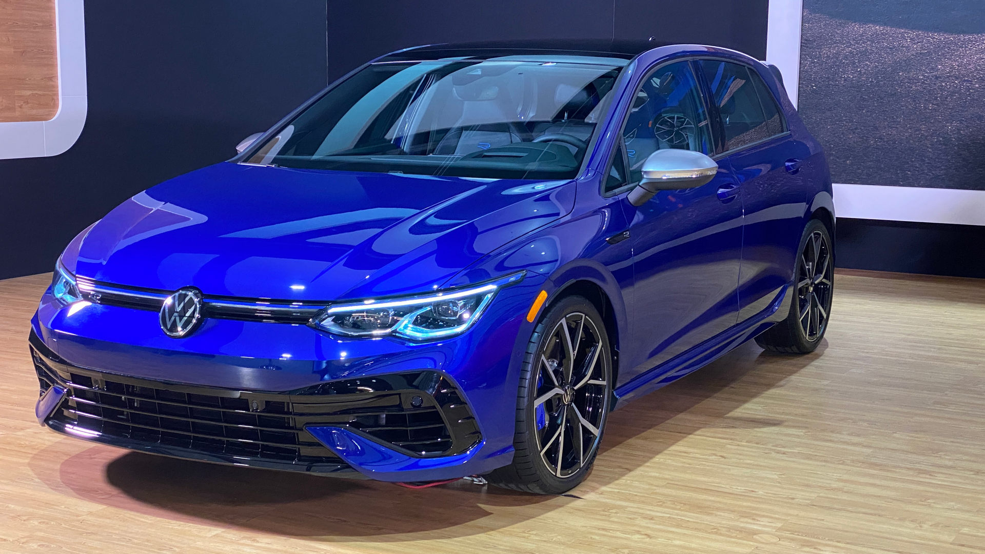 2022 VW Golf GTI And Golf R Bring Hot Hatch Greatness To Chicago ...