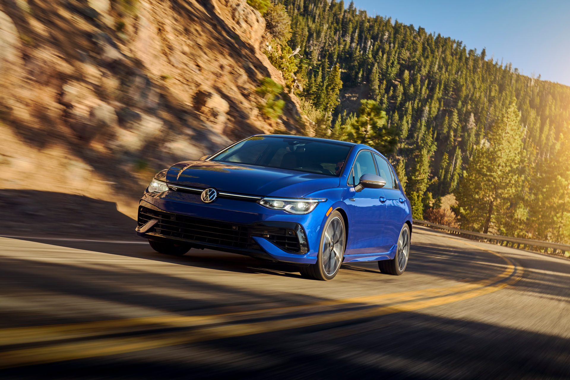 2022 VW Golf R Arrives In The U.S. With 315 HP And A Manual Gearbox ...