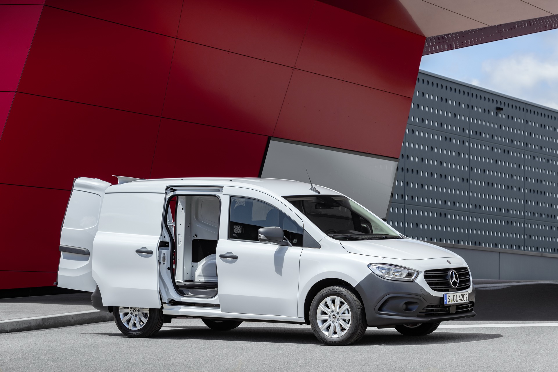 Observatorium Lagere school vee 2022 Mercedes-Benz Citan Brings More Style And Substance To Small Vans, EV  Coming Next Year | Carscoops