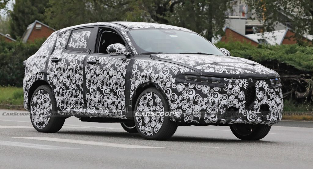  2023 Alfa Romeo Tonale PHEV Spied Showing Production Body And Headlights