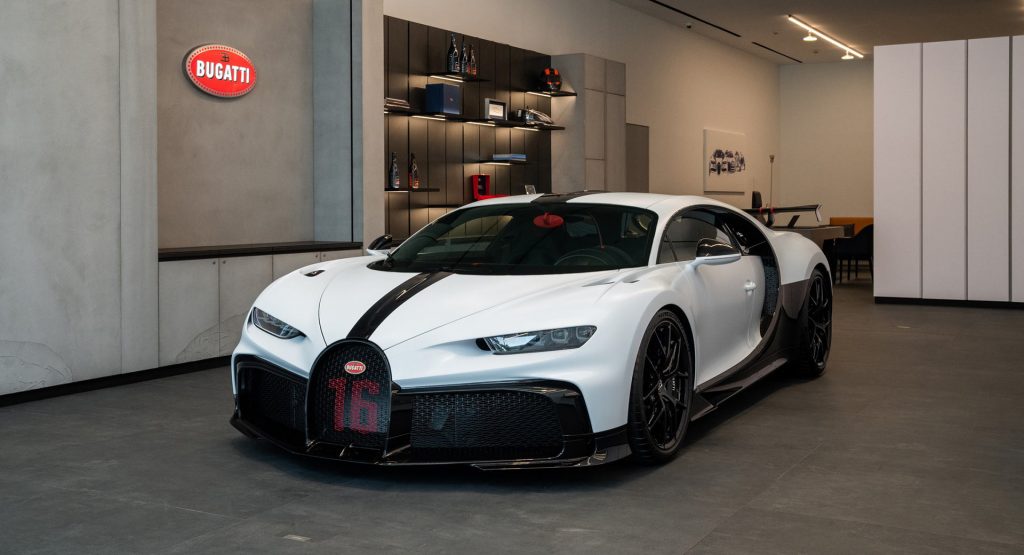  Bugatti Opens Singapore Showroom, Uses Chiron Pur Sport As Its Centerpiece