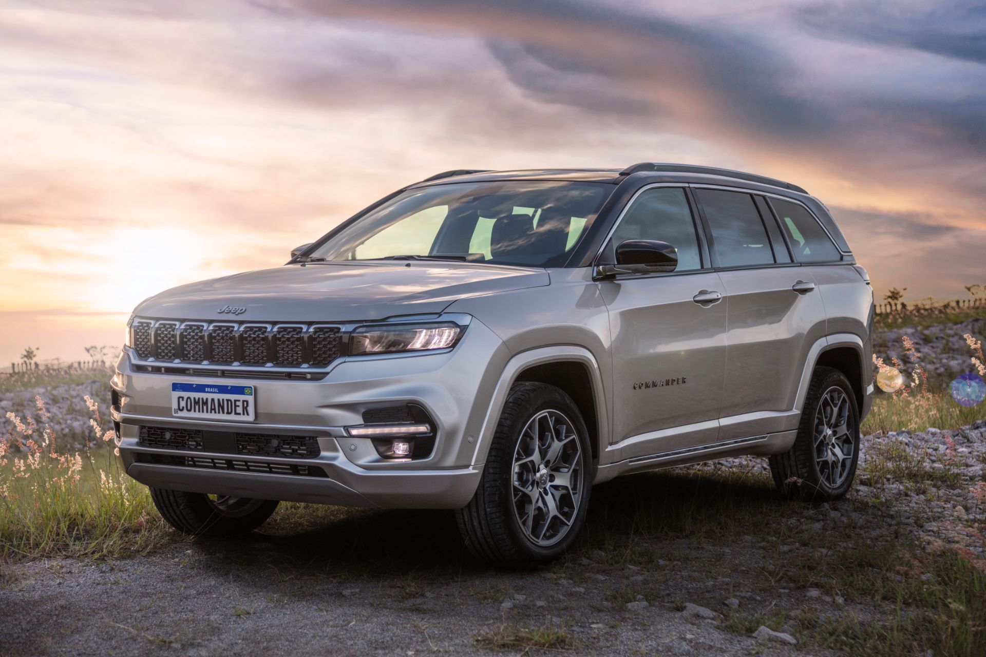 2022 Commander Officially Revealed As The First Jeep Developed And ...