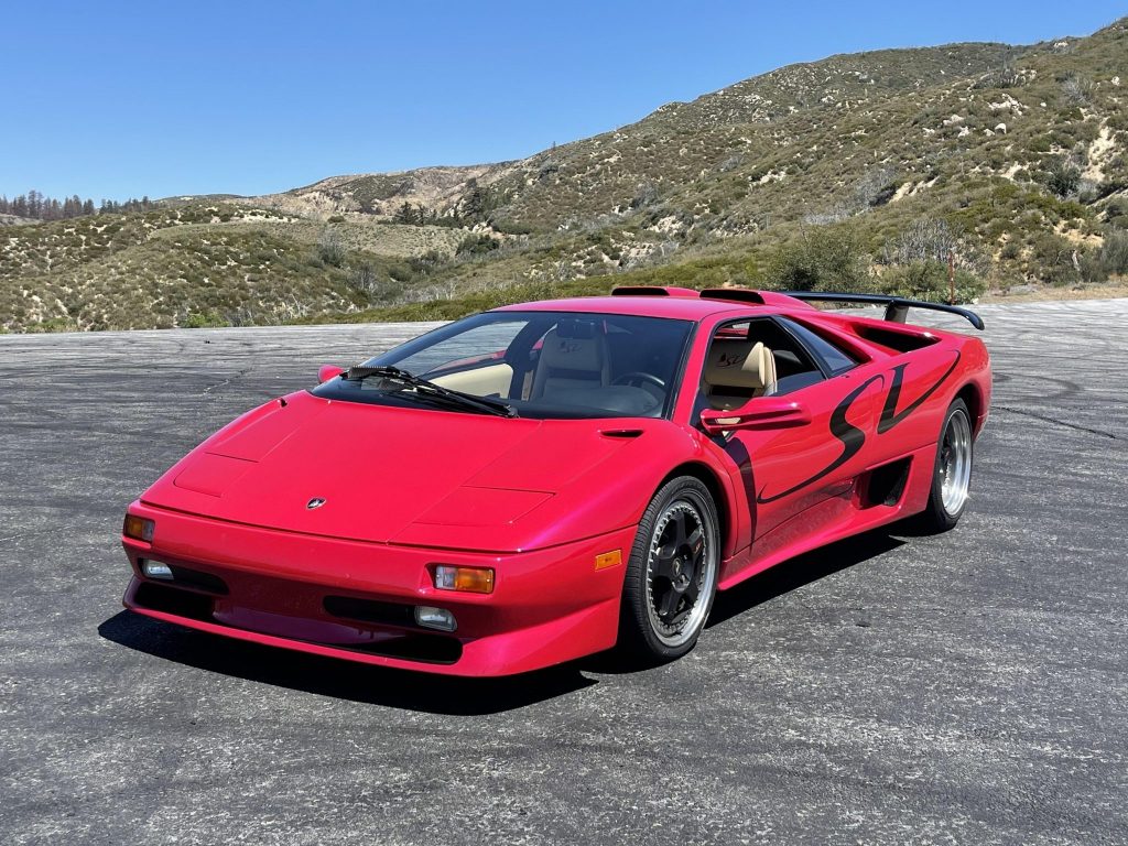 Red And Black 1998 Diablo SV Is As Brash As Lamborghinis Get | Carscoops