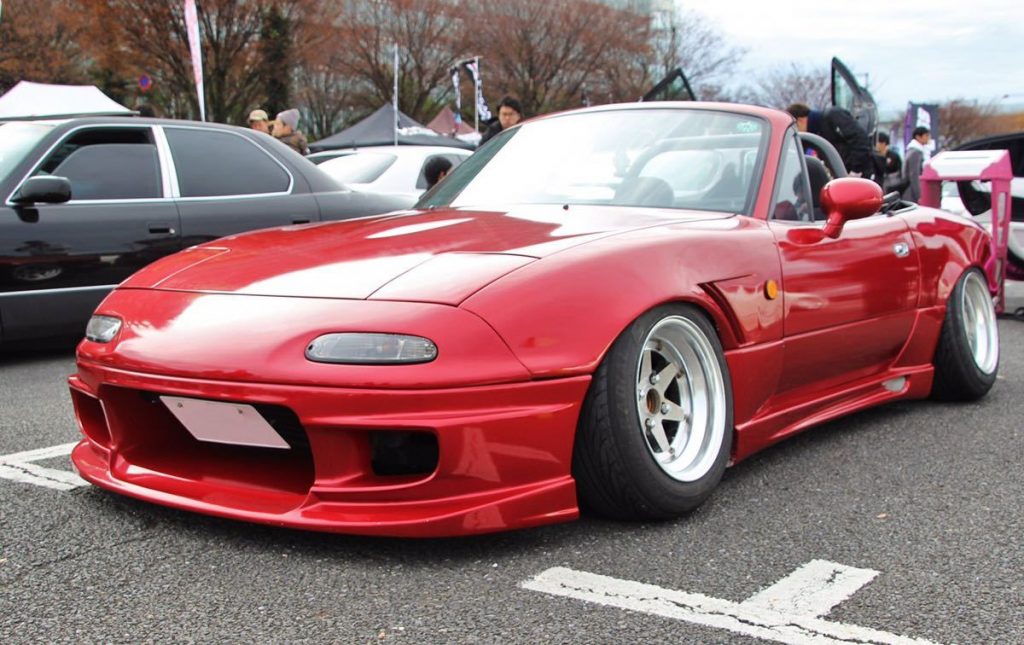 Mazda MX-5 Miata Wearing An RX-7 Rear End Looks …Not Bad? | Carscoops