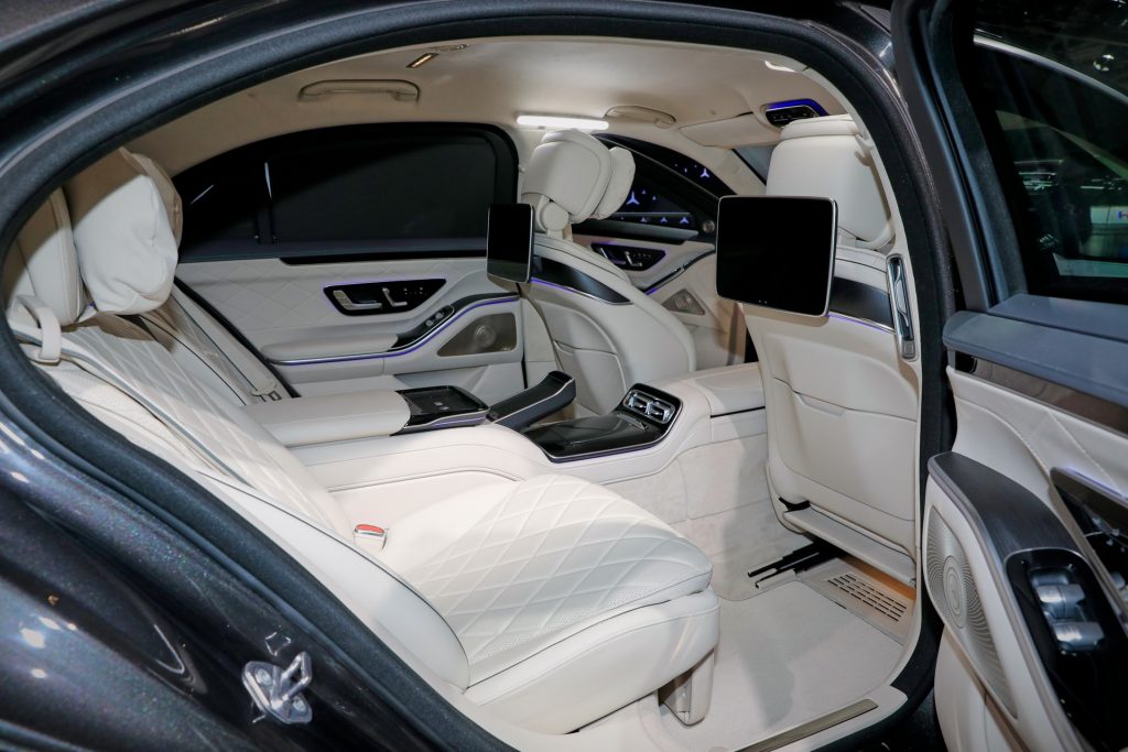 New Armored 2022 Mercedes-Benz S 680 Guard 4MATIC Is A Tough Cookie To ...