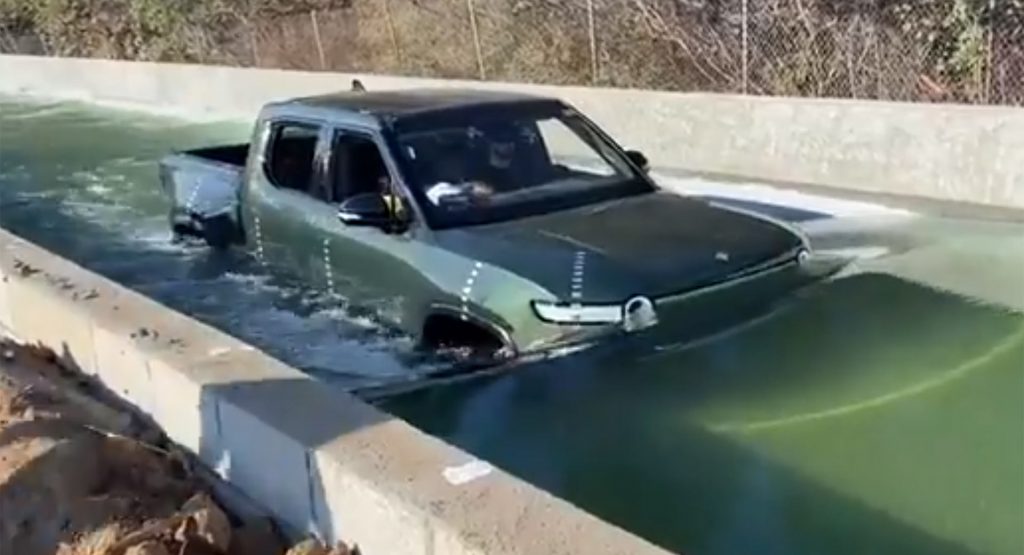  Rivian Tests Out The Wading Abilities Of Its Electric R1T Pickup Truck