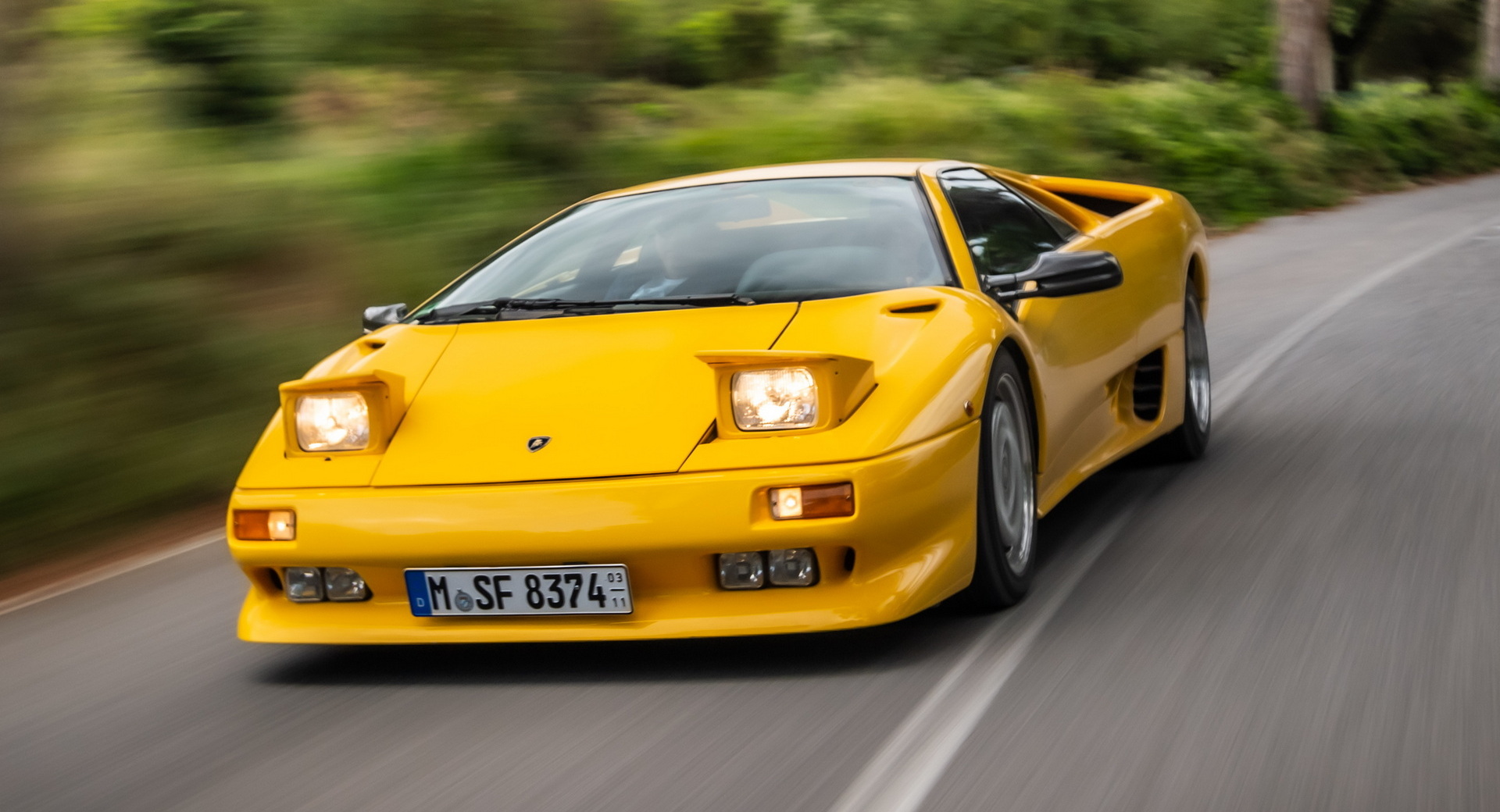 QOTD: What Was The Best-Looking Car With Pop-Up Headlights Ever