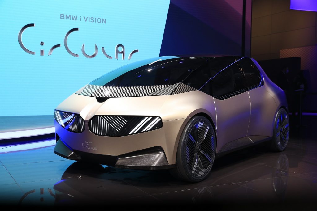 BMW i Vision Circular Concept Is An Innovative Totally Recyclable City ...