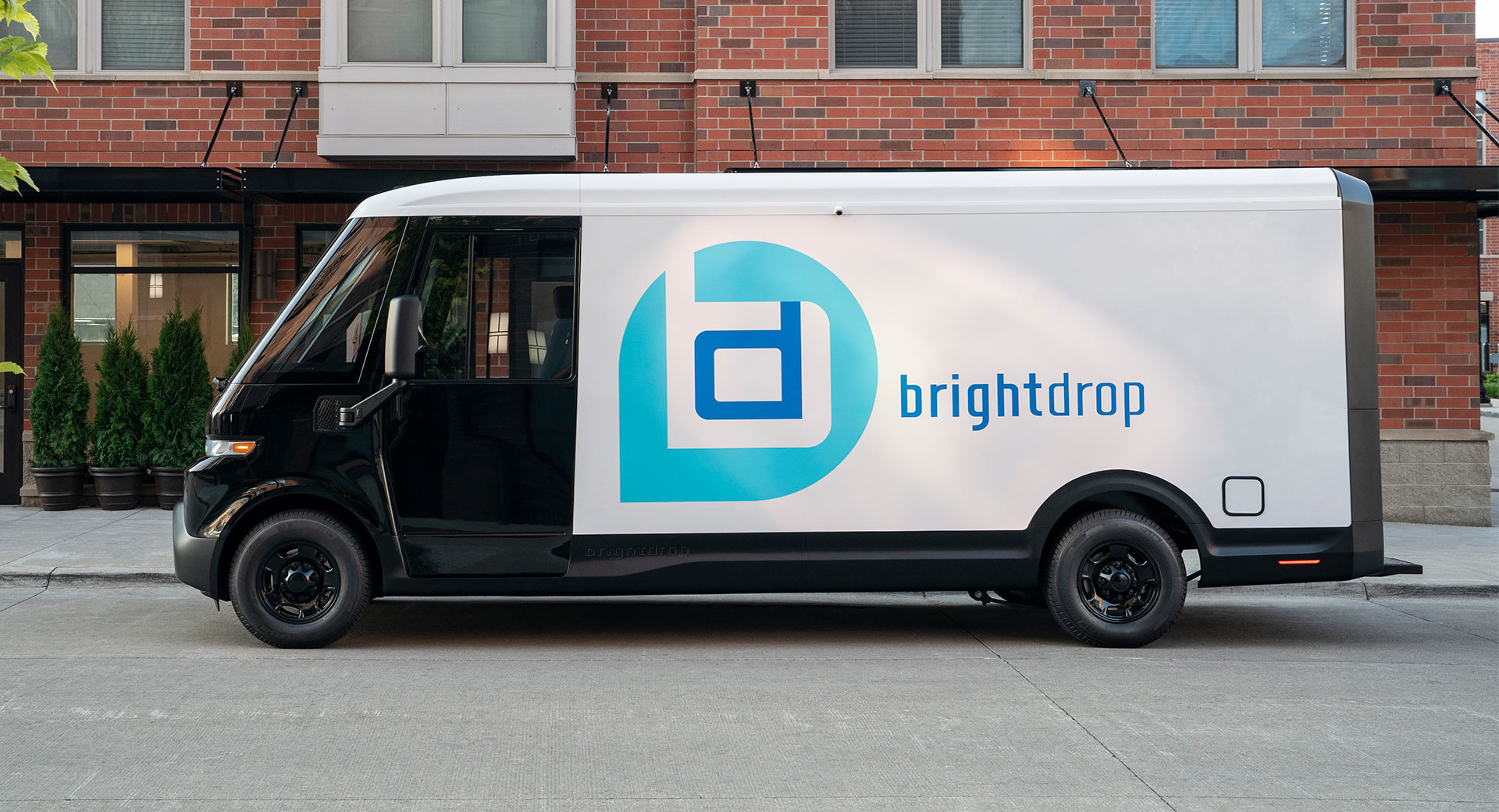 GM’s BrightDrop Starts EV600 Production And Unveils Smaller EV410 For