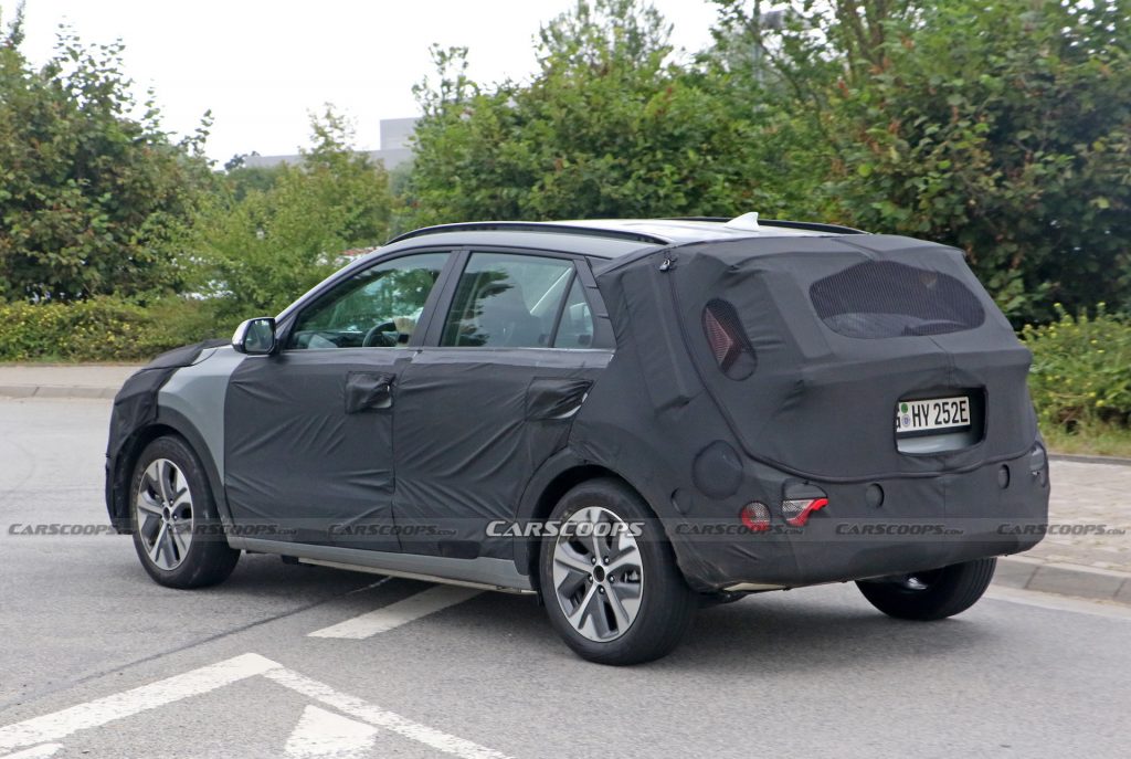 2022 Kia e-Niro Spied For The First Time Hiding Its Concept-Inspired ...