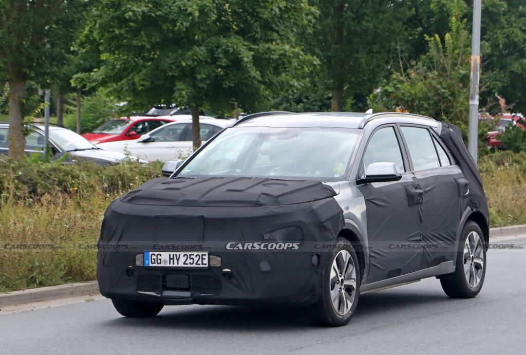 2022 Kia e-Niro Spied For The First Time Hiding Its Concept-Inspired ...