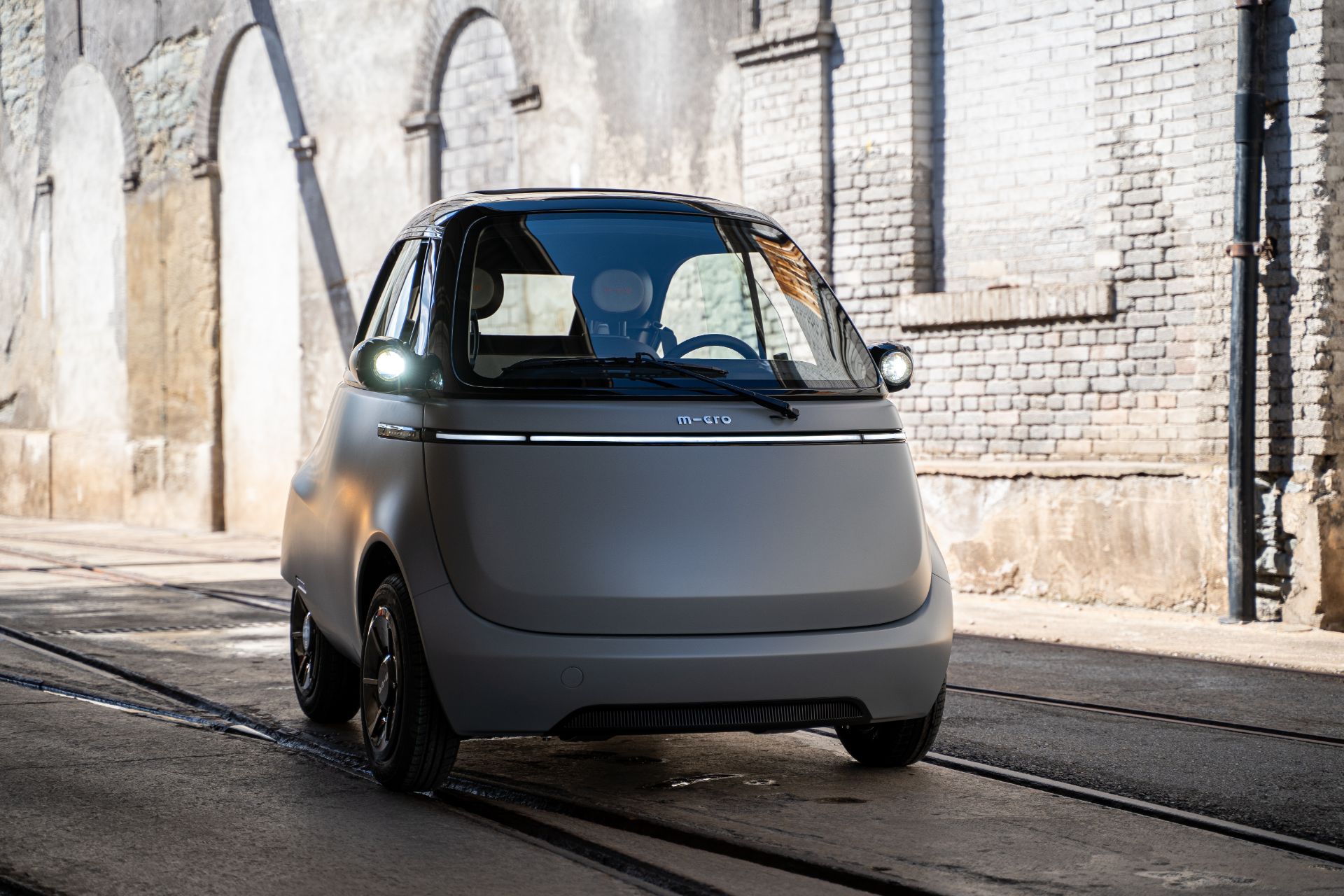 Bmw Isetta Inspired Microlino 20 Electric City Car Launched In Final