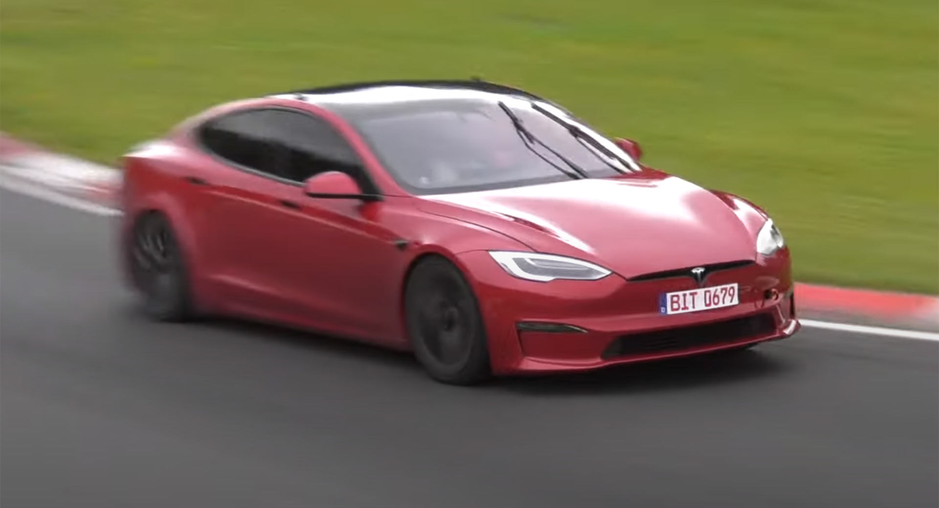 Tesla Model S Plaid Achieves New Quarter Mile World Record In Seconds Electrek Vlrengbr