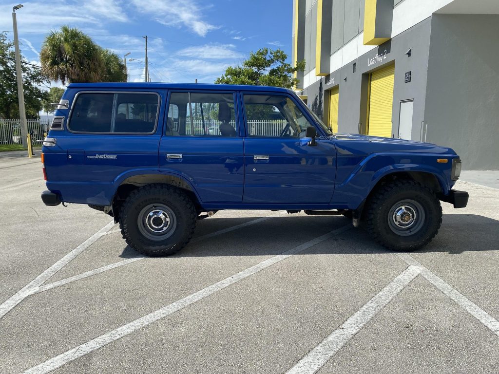 Would You Buy This Refurbished 1989 Toyota Land Cruiser With 200,000 ...