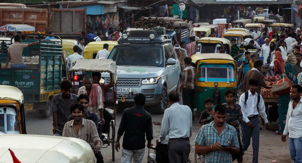  Indian Transport Minister Wants To Replace Horns And Sirens With Flute And Sitar Sounds