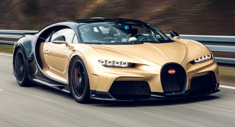 The Bugatti Chiron Super Sport Has A Terrible Backup Camera And A Few 