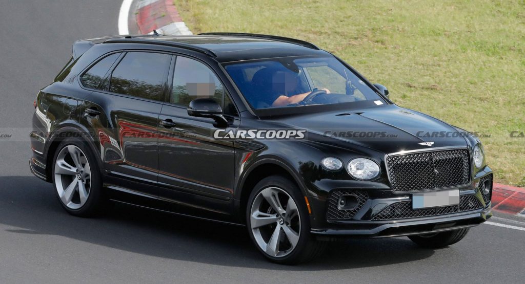  New Bentley Bentayga Black Edition Spied As A Blackout Model For The Jet Set