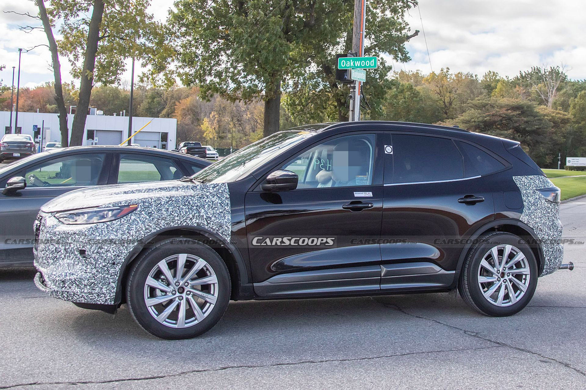 2023 Ford Kuga / Escape Facelift Caught With New Headlights And Grille ...