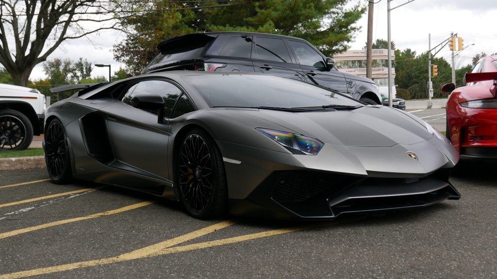 A Look Inside The Kia Dealership In New Jersey That Sells Lambos ...