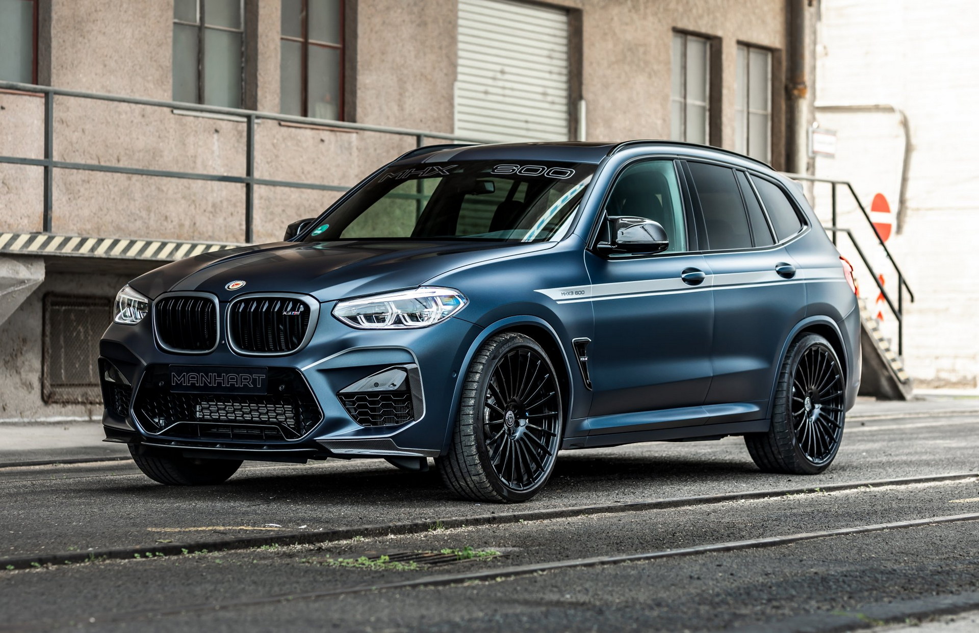 Manhart MHX3 600 Is A BeefedUp BMW X3 M Competition With 626 HP
