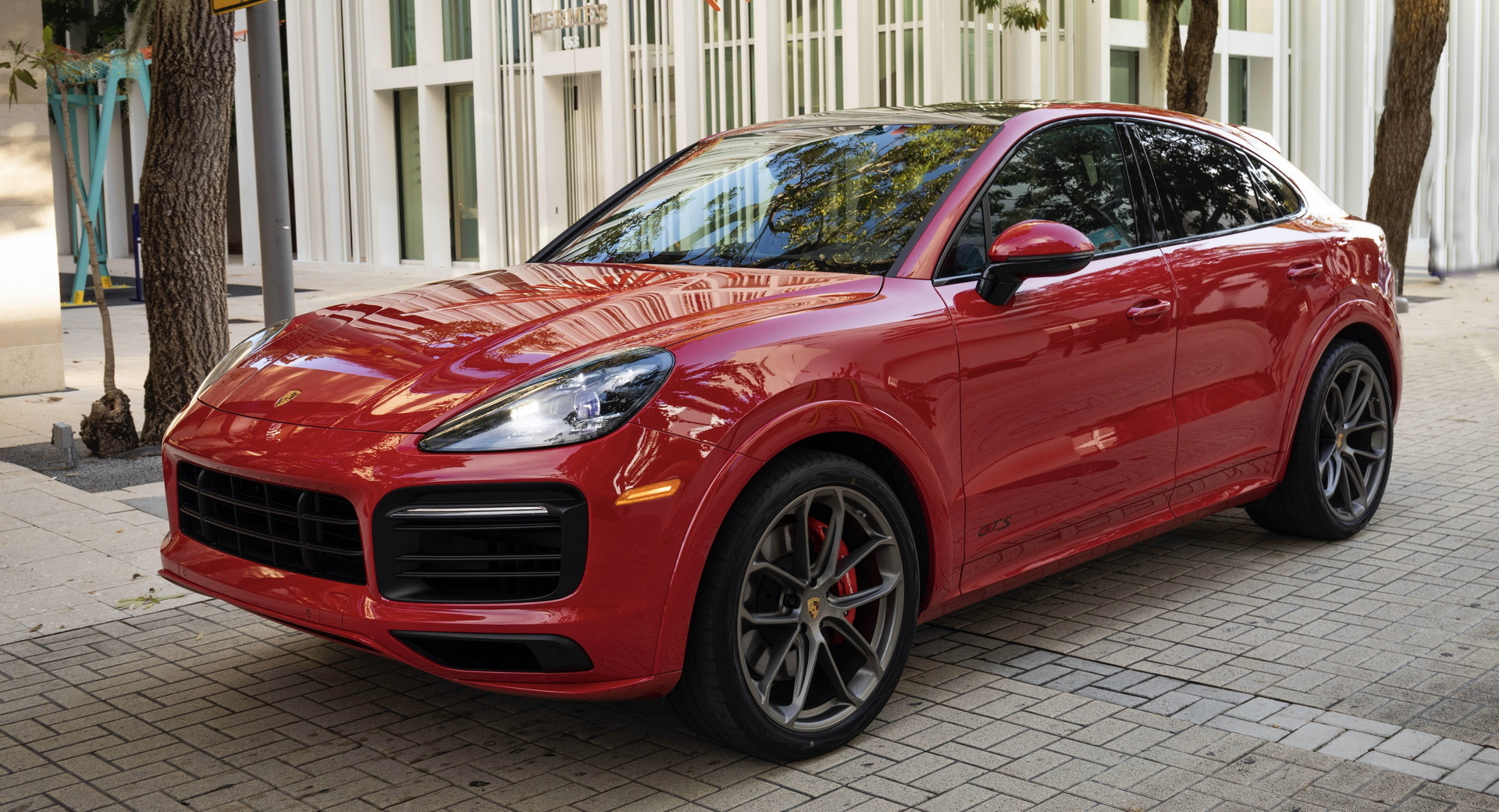 Porsche Cayenne Red