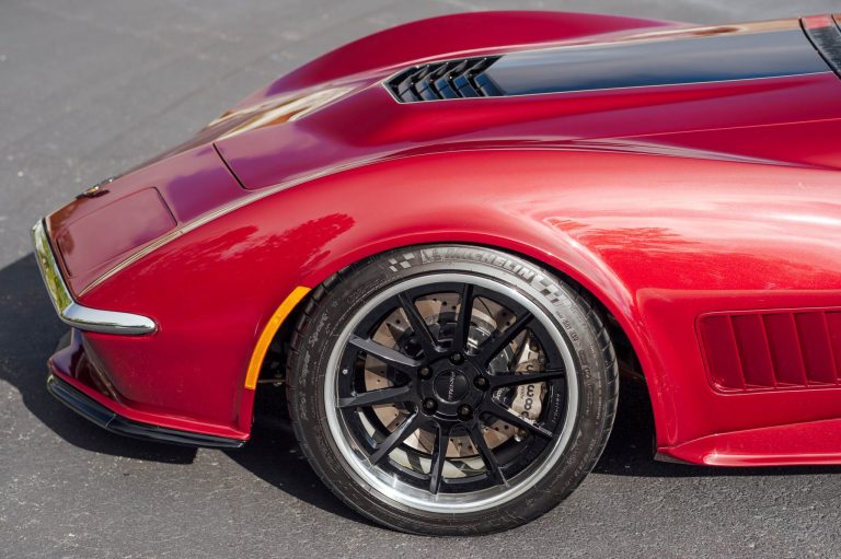 LS2-Powered 1972 Corvette Restomod Combines Classic Looks With Modern ...