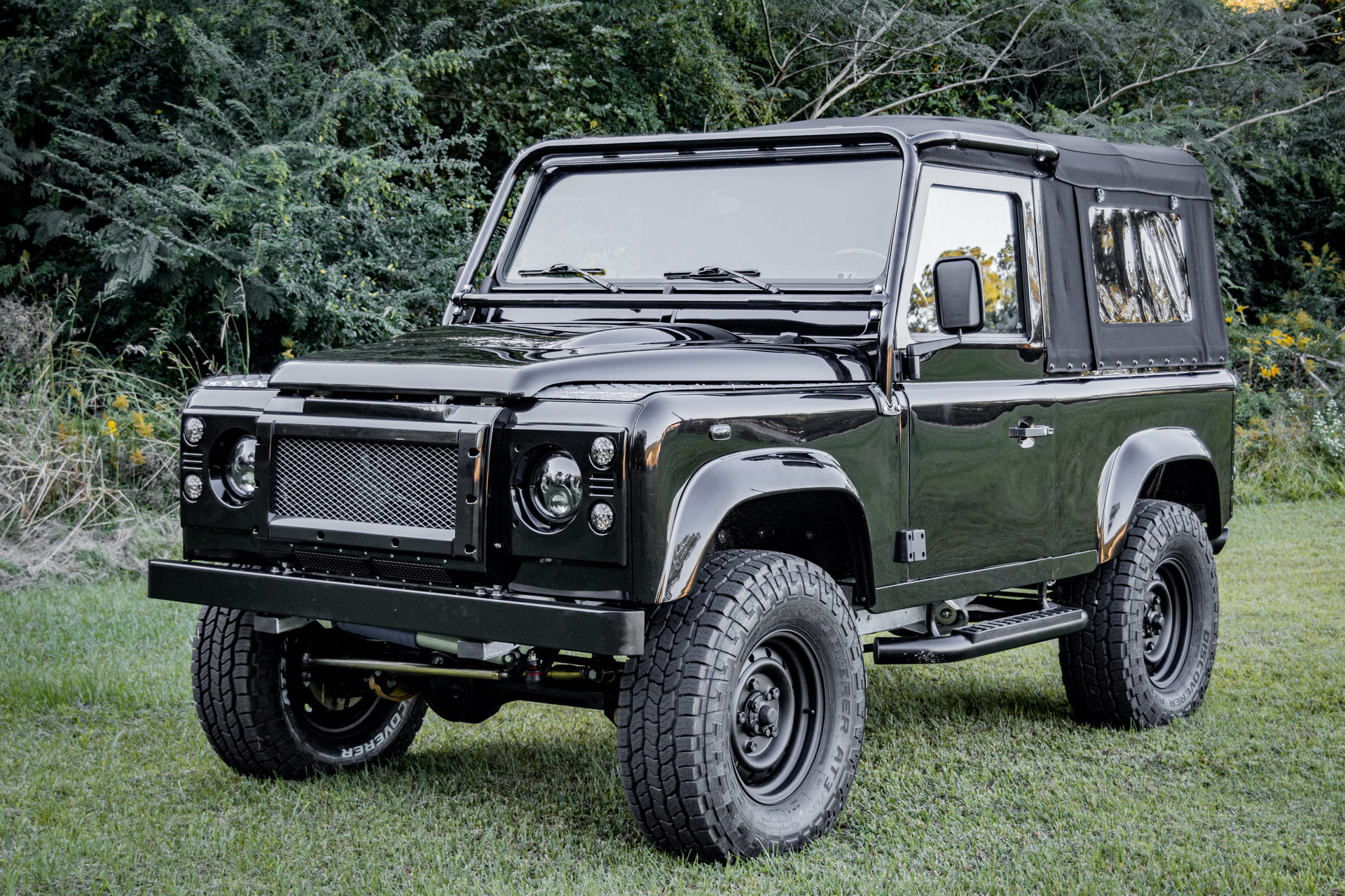 Osprey’s Latest Land Rover Defender Soft Top LS3 V8 Is Fit For Weekend ...