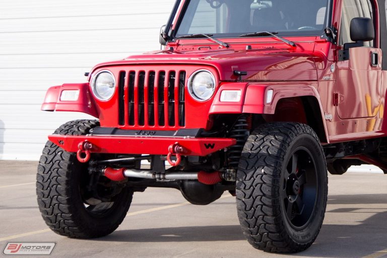 Forget The RAM SRT-10, Someone Made A Jeep Wrangler SRT-10 With A Viper ...