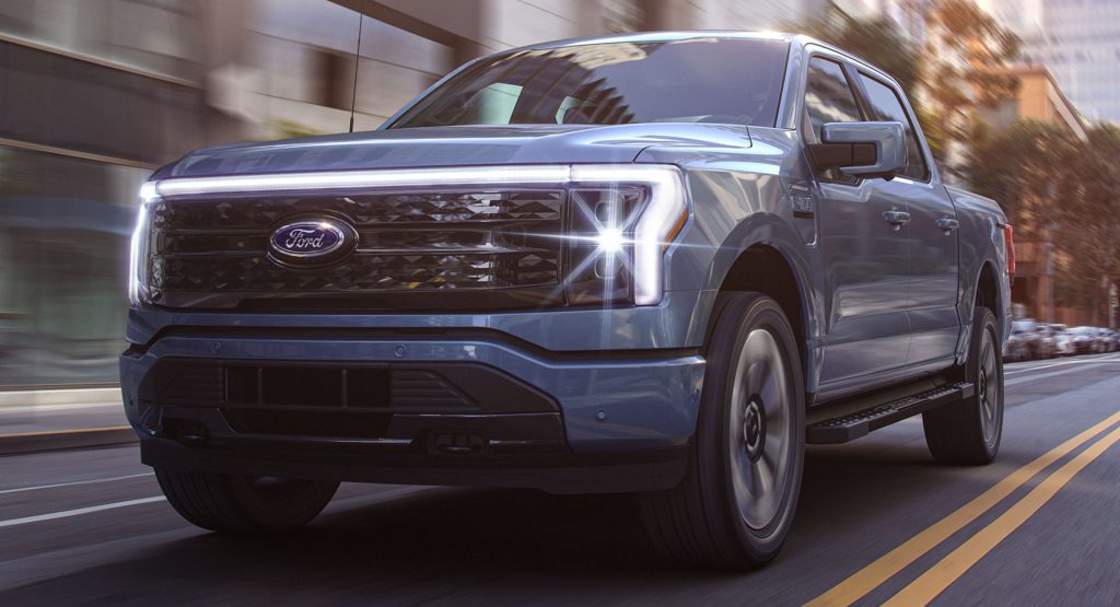  Ford Halts F-150 Lightning Reservations After Receiving Nearly 200,000 Creating Years Long Waiting List