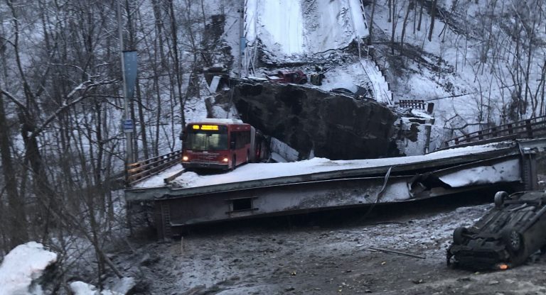 Pittsburgh Bridge Collapses Taking A Few Vehicles With It Hours Before   2022 Pittsburgh Bridge Collapse 768x416 