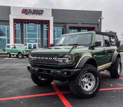 This Retro Flavored 2021 Ford Bronco Badlands Build Looks Fantastic ...