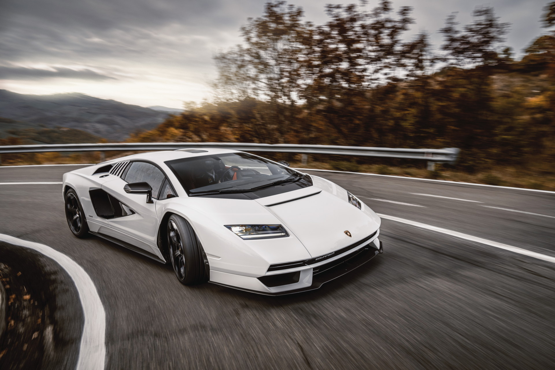 The Lamborghini Countach LPI 800-4 Does Look Better On The Road | Carscoops