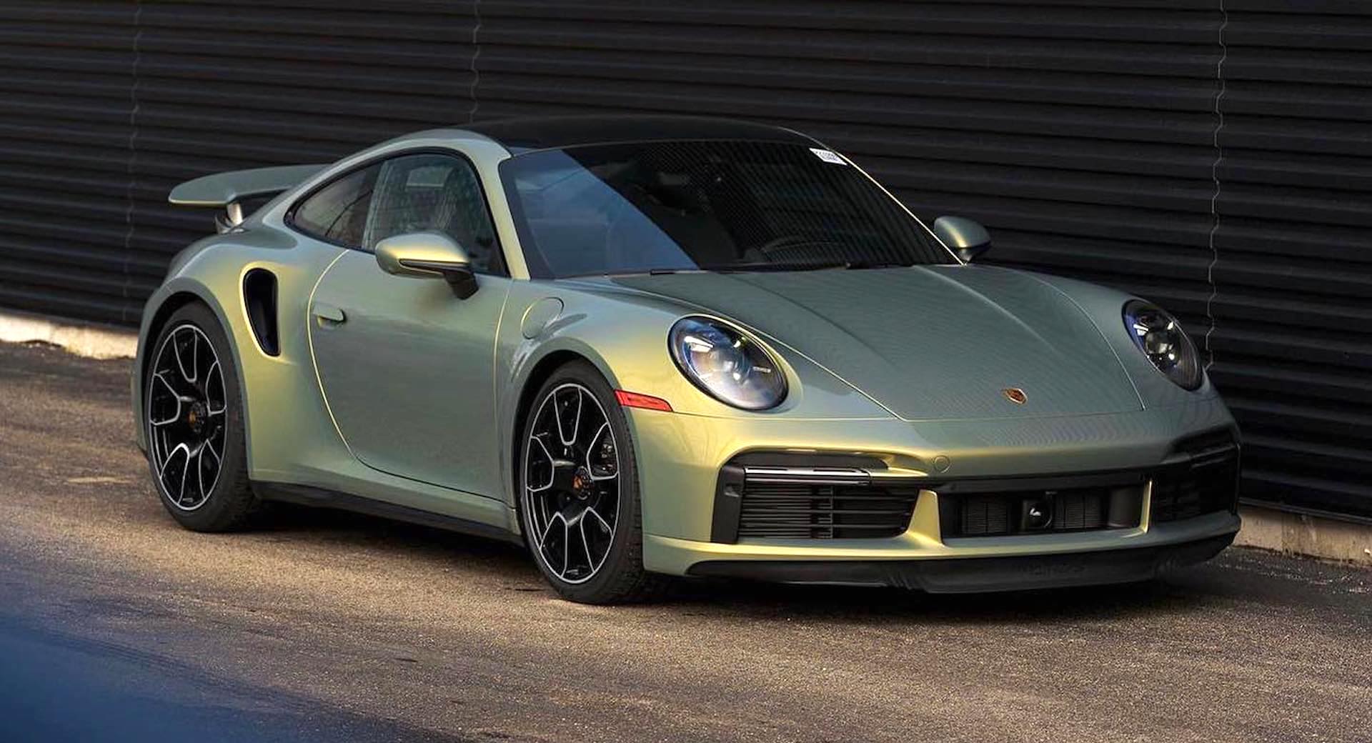 Dealer Puts A 100,000 Markup On New Porsche 911 Turbo S That Has