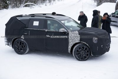 2023 Kia Telluride Spied With New Headlights And An Updated Grille ...