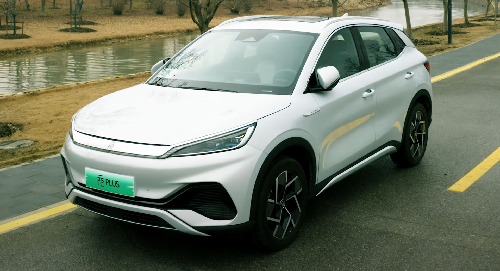 Byd yan. BYD Yuan Plus 2022. BYD Yuan Pro 2022. BYD Yuan Plus ev. BYD Yuan Plus ev 2022.