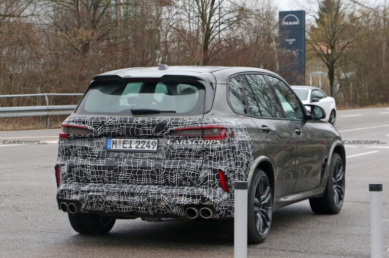 Facelifted 2024 BMW X5 M Spied Showing Its Updated Grille Design ...