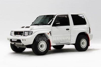 Do Off-Roaders Get Any Cooler Than This Mitsubishi Pajero Evolution ...