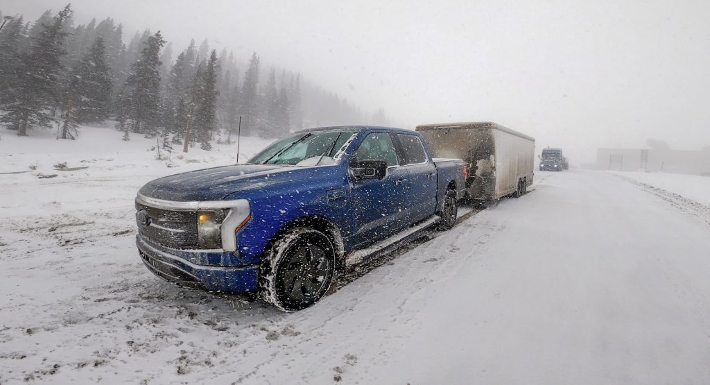  Ford Tested F-150 Lightning By Towing 10,000 Pounds In Sub-Zero And 118 Degree Temperatures