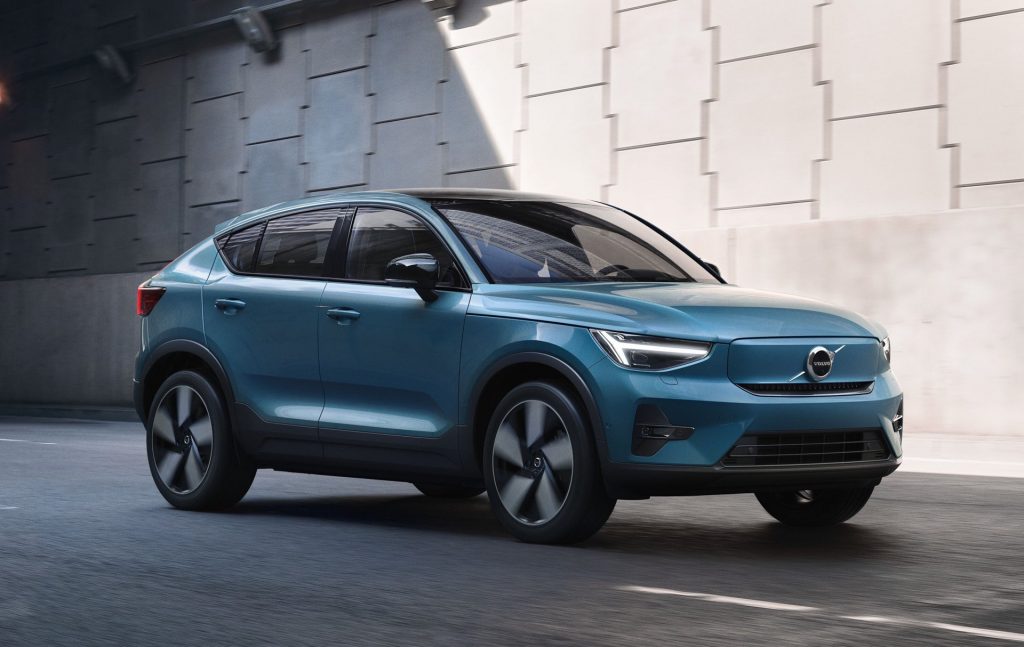 Volvo Introduces Cheaper, Single-Motor C40 Recharge, Facelifts XC40 ...